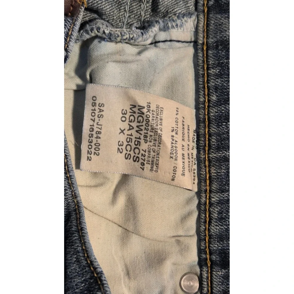 Wrangler Advanced Comfort MGW15CS Mens 30x32 Medium Wash Straight Leg Jeans